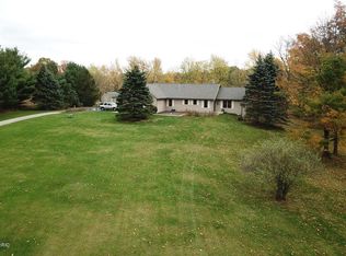 2566 Buttrick Ave SE, Ada, MI 49301