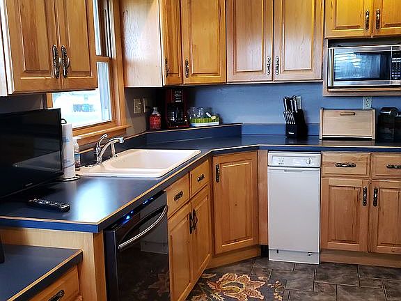 5th image of 219 N Hillcrest Ave