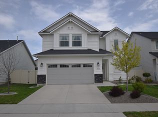 1504 W Malad River St, Meridian, ID 83642