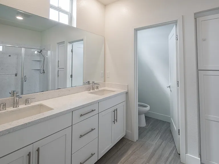 Third floor bathroom in main bedroom