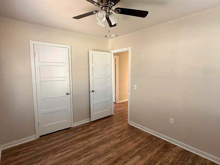 1518 Mahan Ave #1518 — Photo 8