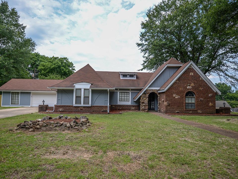 1st image of 7179 Oak Forest Dr