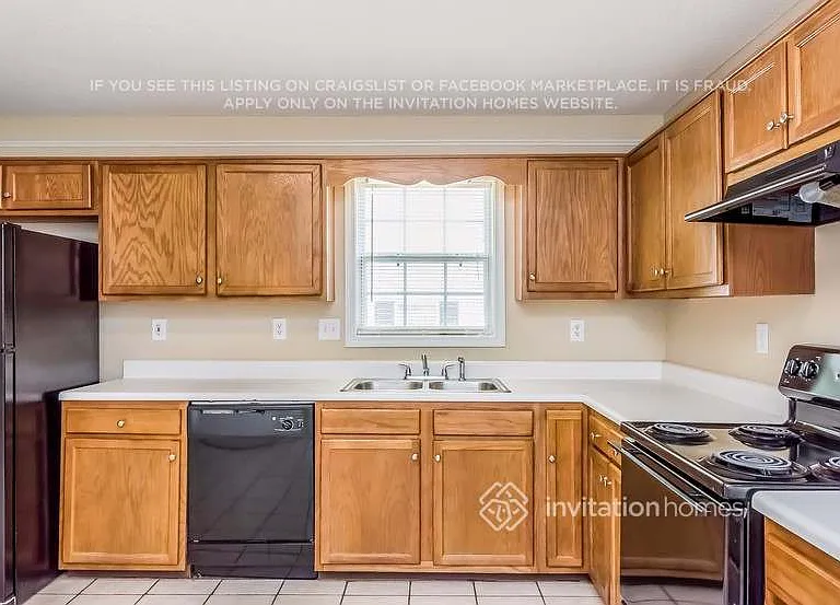 5996 Zane Ct — Photo 8