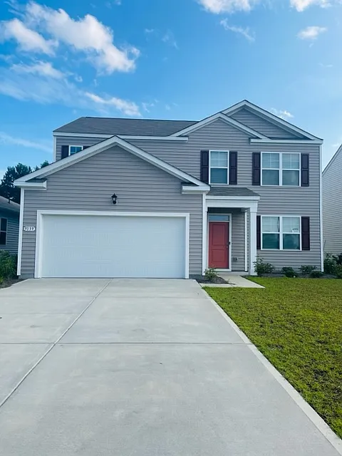5 bed, 3.5 bath, 2713 sqft, $2,800 — Photo 1
