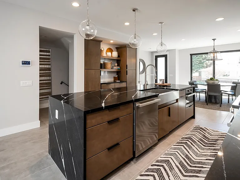 423 N Willson Ave — Photo 6