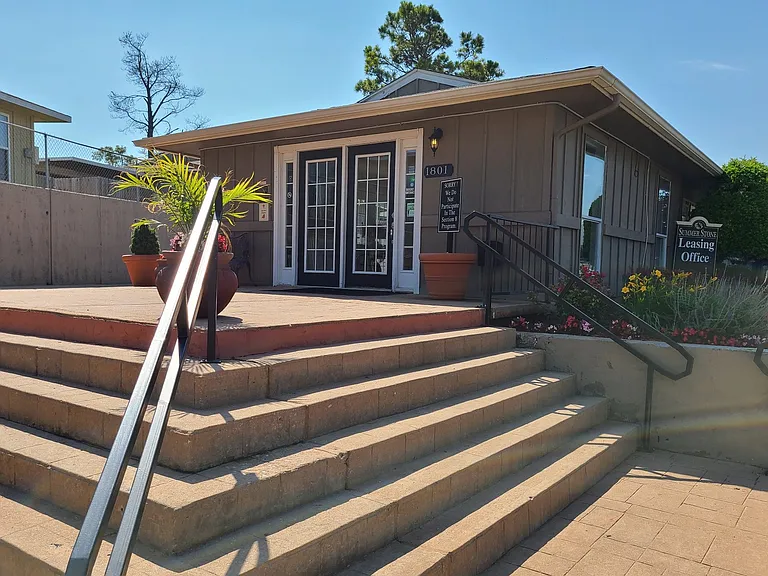 Summerstone Duplexes — Photo 36
