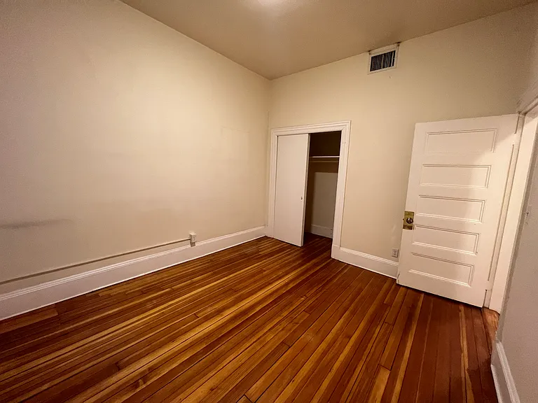 1463 Beacon St #11D — Photo 10