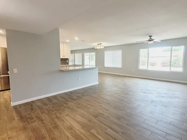 14014 N Cameo Dr — Photo 15