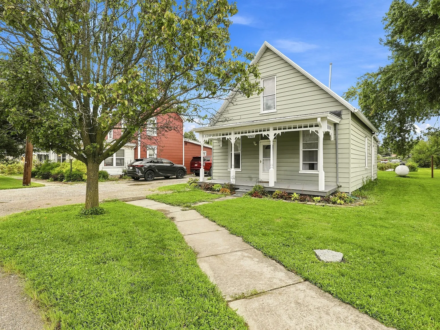 1 bed, $1,000 — Photo 2