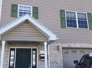 858 Quadrilla St, Morgantown, WV 26505