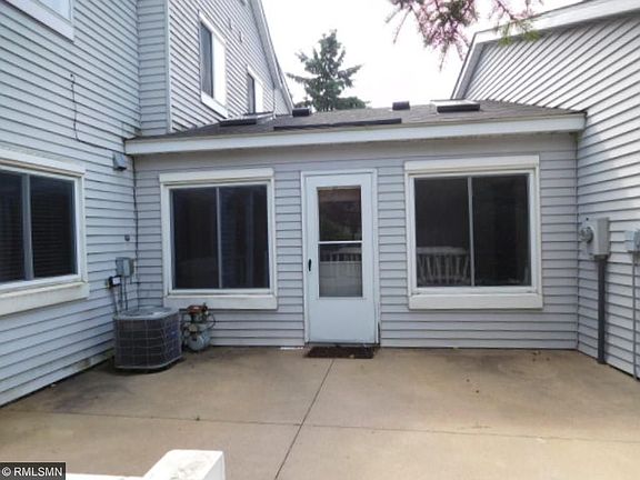 4th image of 2515 Wimbledon Pl