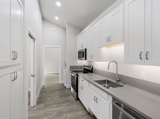 838 D St #A, Davis, CA 95616