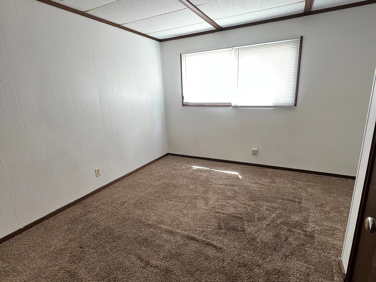 1382 Maricopa Drive - 2 — Photo 3