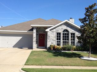 9059 Rushing River Dr, Fort Worth, TX 76118