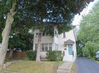 17 Camden St, Rochester, NY 14612