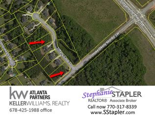 3457 Tiffany Cove Dr, Loganville, GA