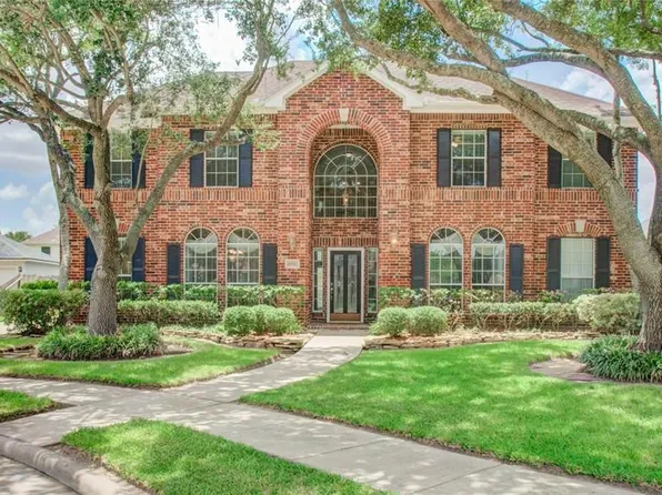 4011 Caravel Cir, Missouri City, TX 77459