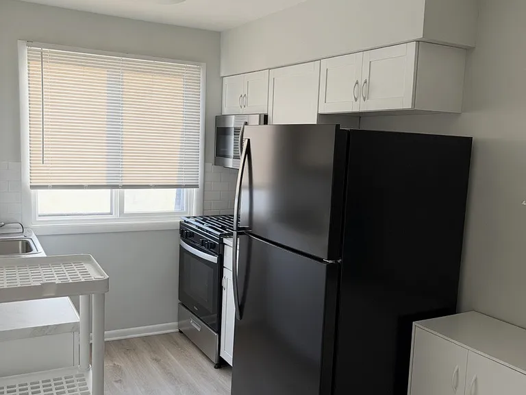 10720 Kilpatrick Ave #304 — Photo 4
