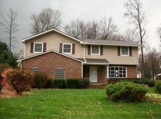 2530 Ironstone St NE, Canton, OH