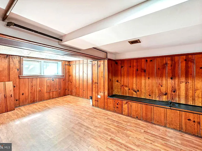 5632 Belair Rd — Photo 30