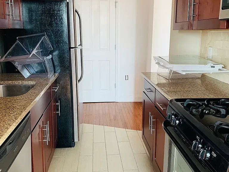346 E 29th St #5C — Photo 7