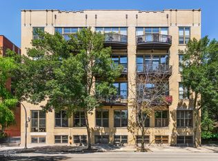 1330 W Monroe St APT 303, Chicago, IL 60607