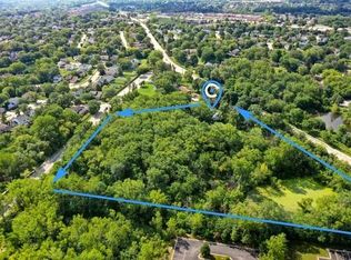 670 S Old Rand Rd, Lake Zurich, IL 60047