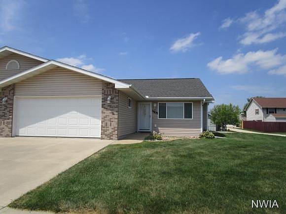 1st image of 1505 Silver Maple Ln