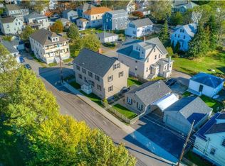 86 Washington St, Bristol, RI 02809