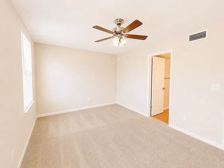 208 S Habana Ave #G — Photo 14