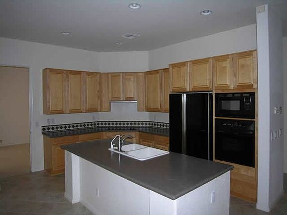 4th image of 1742 W Mead Pl