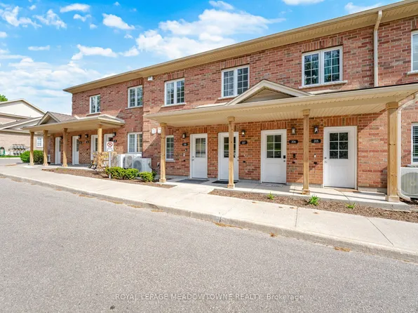 7 Cityview Dr S Unit 207, Guelph, ON N1E 6C7