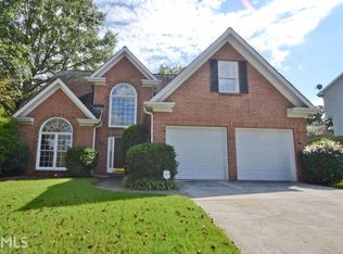 5525 Kennemore Dr, Alpharetta, GA 30004