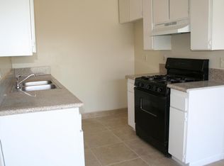 5350 La Sierra Ave #16, Riverside, CA 92505