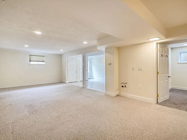 11200 Powder Horn Dr — Photo 57
