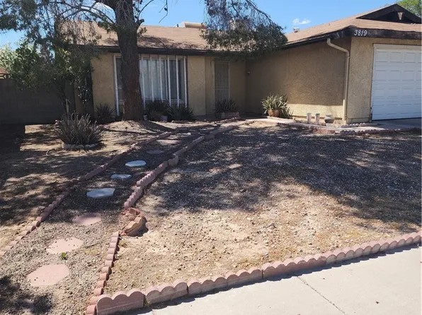 3819 Reflection Way, Las Vegas, NV 89147