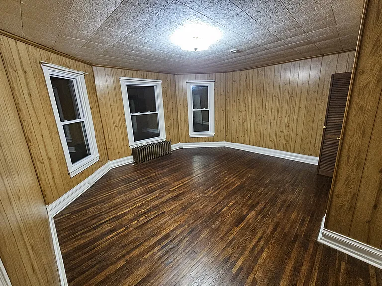 123 E Garfield St — Photo 13