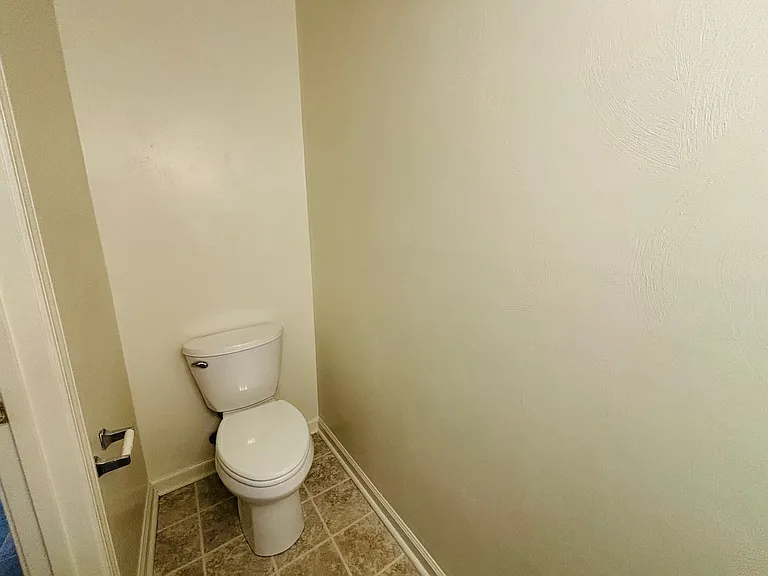 50 Salem Ln — Photo 12