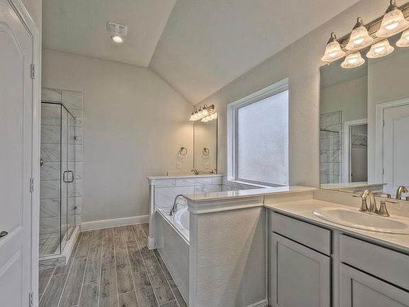 2nd image of 11727 Champions Forest Dr