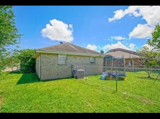 3802 Jupiter Dr, Chalmette, LA 70043