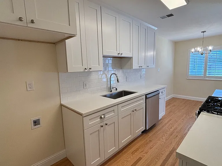 8096 Juniper Ave — Photo 9