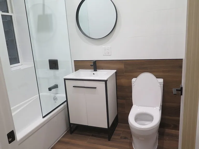 860 Hancock St #2A — Photo 2