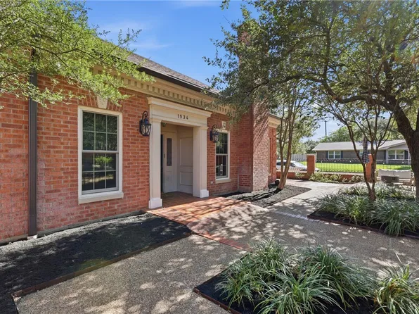 1534 Bennett St, Bryan, TX 77802