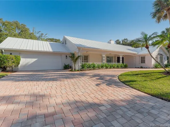 6 Michael Rd, Sewalls Pt, FL 34996