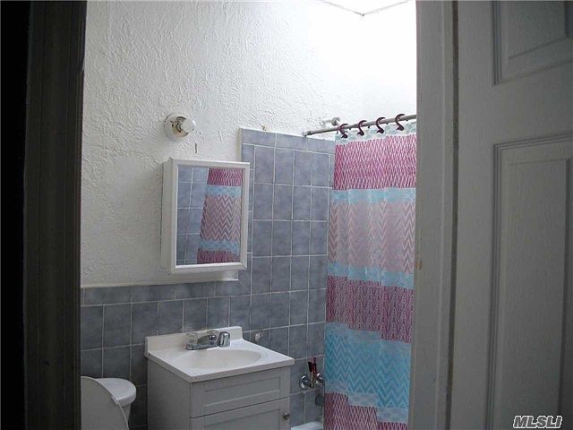 2nd image of 21903 Hempstead Ave
