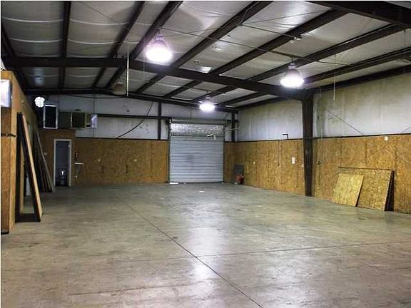 4th image of 3412 Dayton Blvd
