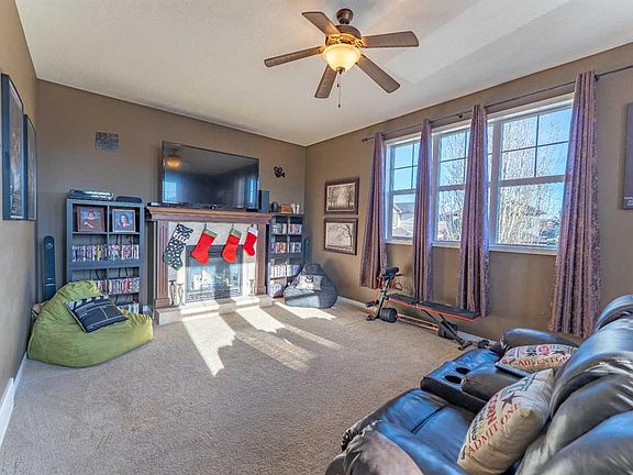4th image of 142 W Pointe Cir