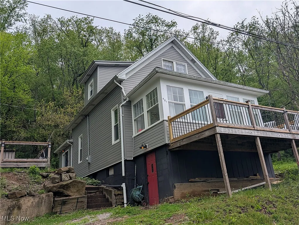 401 Ray St photo 1