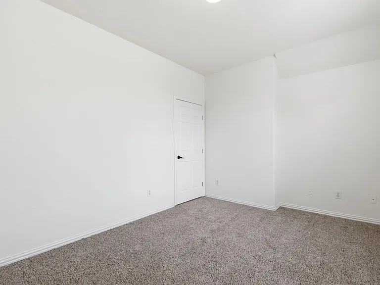 16023 Powder Springs Ln — Photo 42
