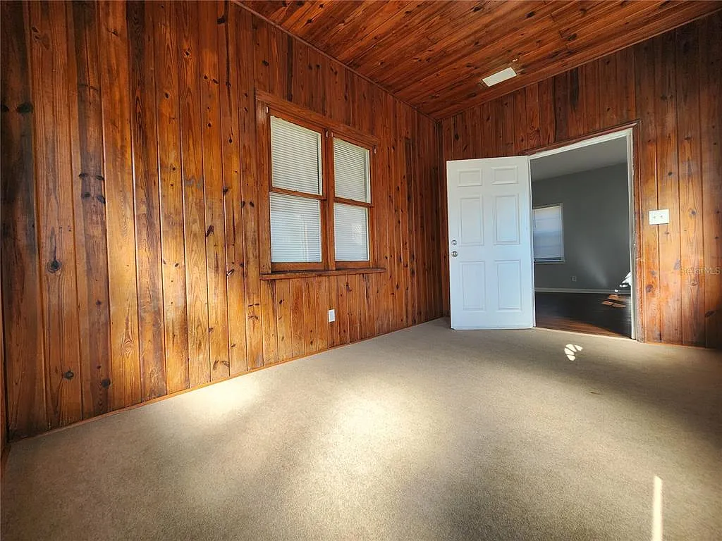 3 bed, 2.0 bath, 1530 sqft, $1,329 — Photo 2